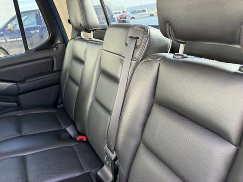 Used 2010 Ford Explorer Sport Trac Limited image 13