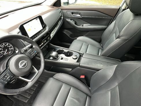 Certified 2023 Nissan Rogue SL w/ SL Premium Package image 21