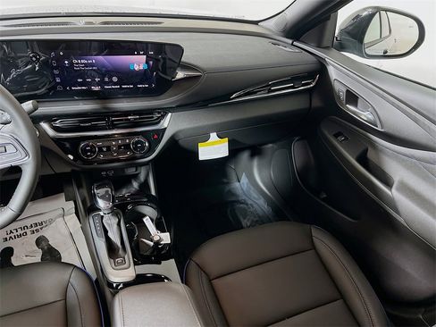 New 2026 Buick Envista Sport Touring w/ Convenience I Package image 19