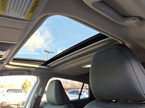 Certified 2024 Subaru Crosstrek 2.0i Premium image 15