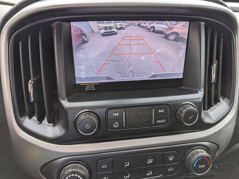 Used 2020 Chevrolet Colorado LT w/ Safety Package image 22