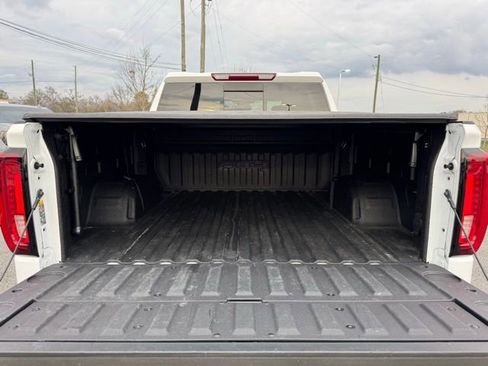 Used 2024 GMC Sierra 1500 AT4 w/ AT4 Premium Package image 8
