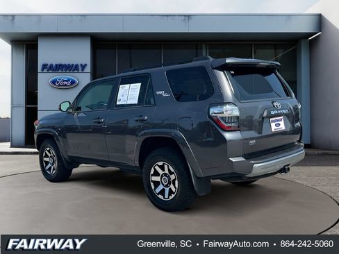 Used 2019 Toyota 4Runner 4WD image 4