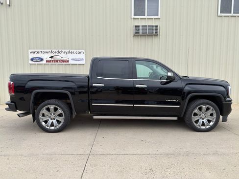 Used 2018 GMC Sierra 1500 Denali w/ Denali Ultimate Package AWD/4WD image 1