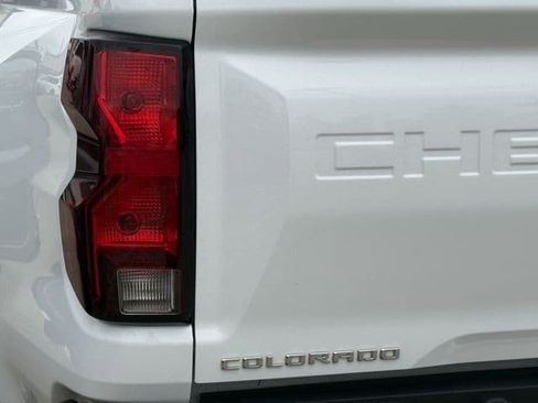 Used 2023 Chevrolet Colorado LT w/ LT Convenience Package RWD image 6