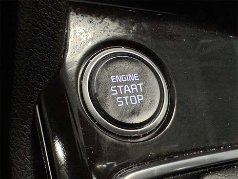 Used 2023 Kia Sportage SX image 30