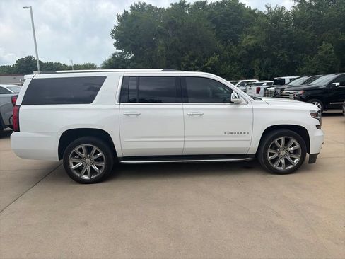Used 2017 Chevrolet Suburban Premier AWD/4WD image 6