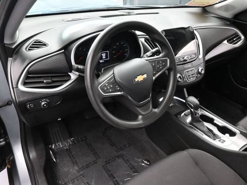 Used 2024 Chevrolet Malibu LT FWD image 11