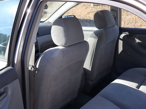 Used 2003 Toyota Corolla CE image 11