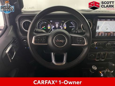Used 2023 Jeep Wrangler Unlimited Sahara w/ Cold Weather Group AWD/4WD image 20