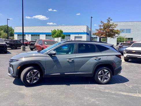 Used 2025 Hyundai Tucson SEL AWD/4WD image 7