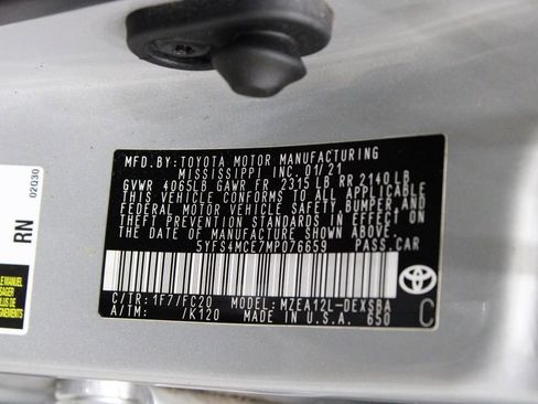 Used 2021 Toyota Corolla SE image 18