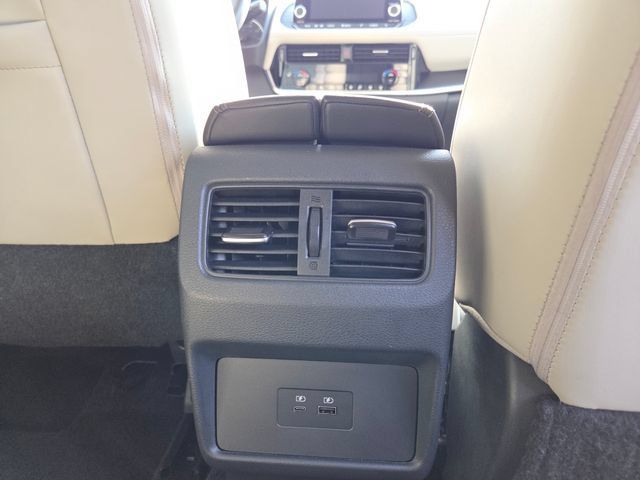 Used 2021 Nissan Rogue SV w/ Premium Package AWD/4WD image 32