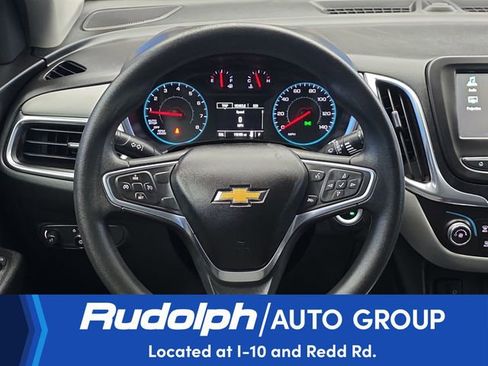 Used 2018 Chevrolet Equinox LT FWD image 16