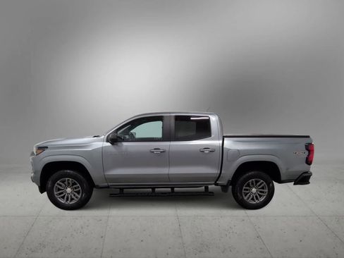 Used 2023 Chevrolet Colorado LT w/ LT Convenience Package image 5