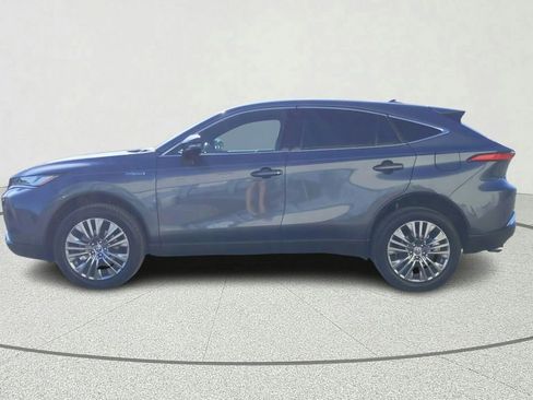 Used 2021 Toyota Venza Limited w/ Advanced Technology Package image 4