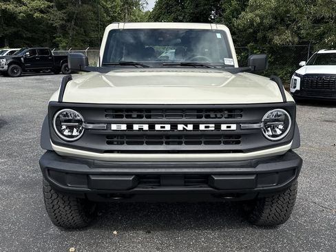 Used 2025 Ford Bronco 2-Door w/ Sasquatch Package AWD/4WD image 2