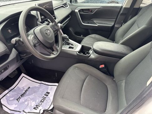 Used 2024 Toyota RAV4 LE image 15