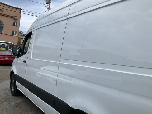 Used 2022 Mercedes-Benz Sprinter 2500 image 58