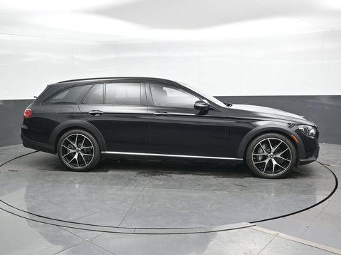 Used 2022 Mercedes-Benz E 450 4MATIC All-Terrain Wagon image 5