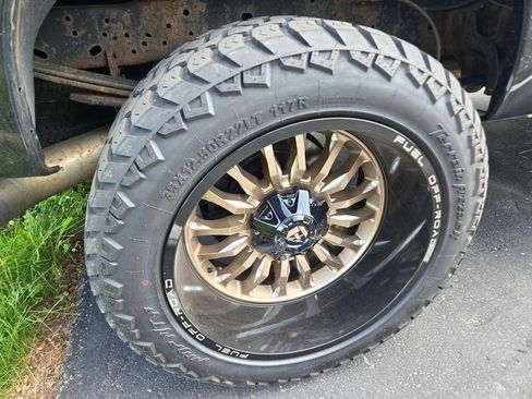 Used 2016 Ford F250 Platinum w/ FX4 Off-Road Package AWD/4WD image 12