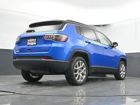 Used 2025 Jeep Compass Limited AWD/4WD image 22