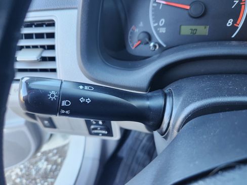 Used 2013 Toyota Corolla image 15