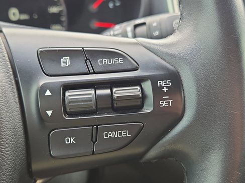 Certified 2018 Kia Sorento EX image 28