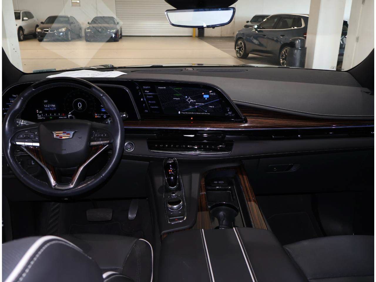 Used 2024 Cadillac Escalade Premium Luxury w/ Performance Package AWD/4WD image 16