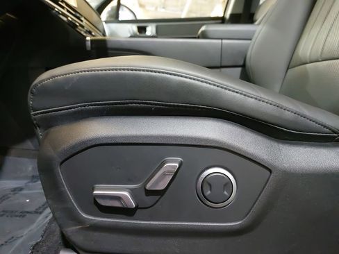 Used 2025 Hyundai Santa Fe SEL AWD/4WD image 29