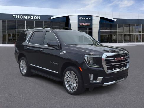 Used 2023 GMC Yukon SLT AWD/4WD image 1