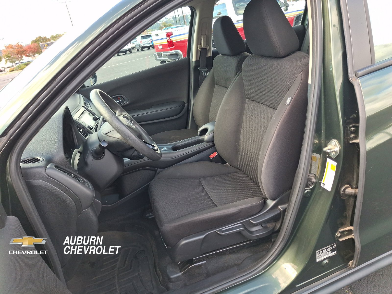 Used 2017 Honda HR-V LX image 17
