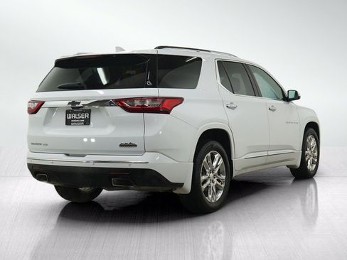 Used 2019 Chevrolet Traverse High Country w/ LPO, Floor Liner Package AWD/4WD image 5
