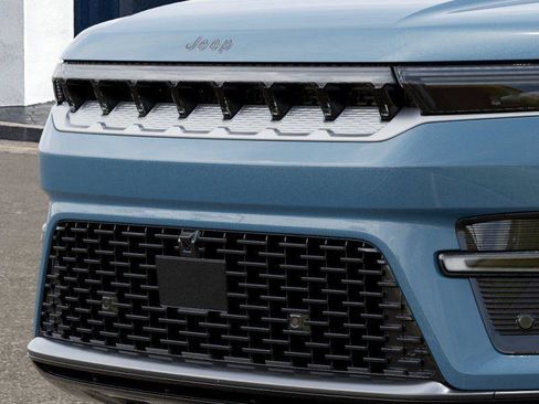 New 2026 Jeep Grand Wagoneer 2WD image 11