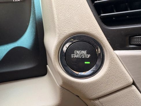 Used 2016 GMC Yukon Denali w/ Open Road Package AWD/4WD image 16
