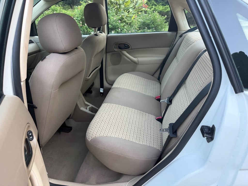 Used 2007 Ford Focus SE FWD image 18