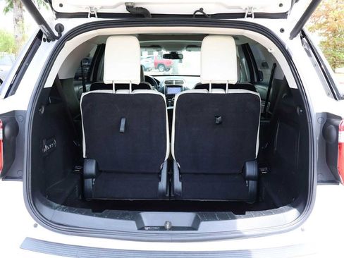 Used 2019 Ford Explorer Platinum AWD/4WD image 19