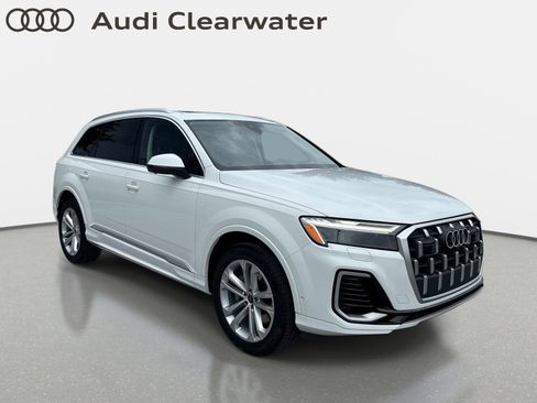 Used 2025 Audi Q7 3.0T Premium Plus AWD/4WD image 6