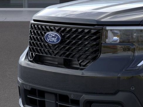 New 2026 Ford Maverick Lariat w/ Black Appearance Package image 18