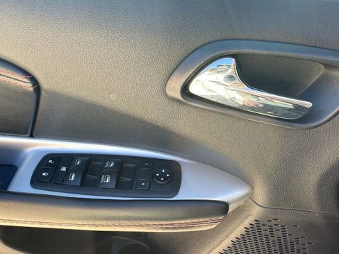 Used 2019 Dodge Journey GT image 45