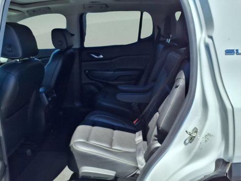 Certified 2019 GMC Acadia SLT AWD/4WD image 15