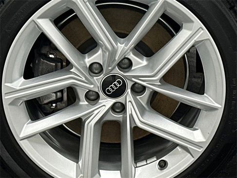Used 2024 Audi A5 2.0T Premium Plus image 5