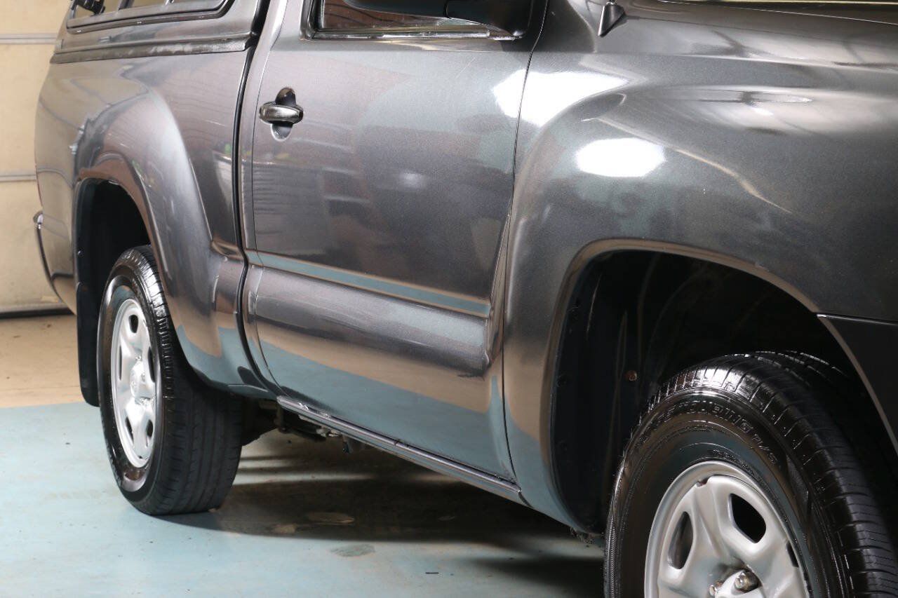 Used 2011 Toyota Tacoma 2WD Regular Cab image 4