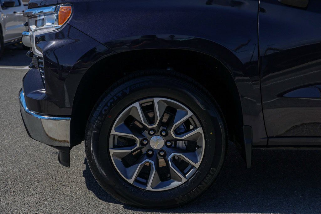 Used 2022 Chevrolet Silverado 1500 LT RWD image 12