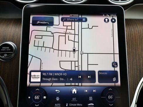 Used 2023 Mercedes-Benz GLC 300 4MATIC image 36