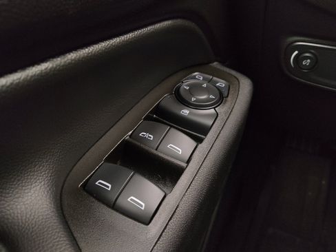 Used 2024 Chevrolet Equinox LT w/ LPO, Floor Liner Package image 27