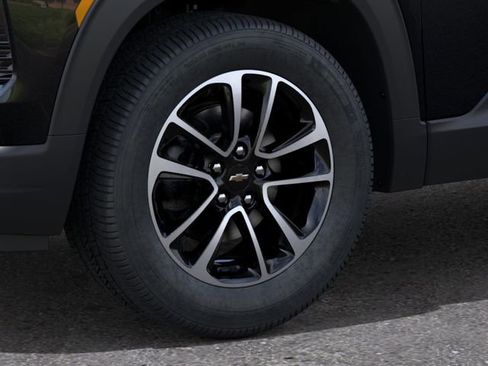 New 2026 Chevrolet TrailBlazer LT w/ Convenience Package AWD/4WD image 9