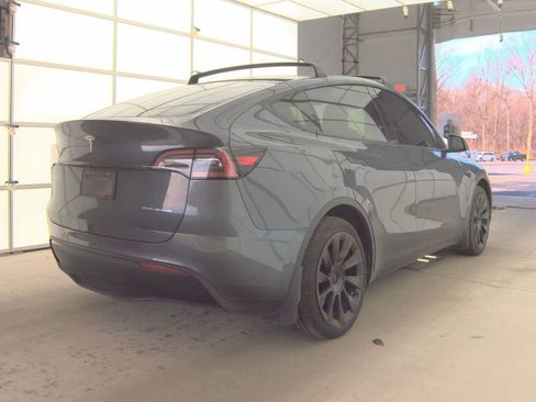 Used 2021 Tesla Model Y Long Range image 6