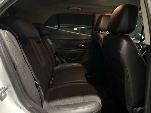 Used 2022 Buick Encore Preferred w/ Safety Package image 20