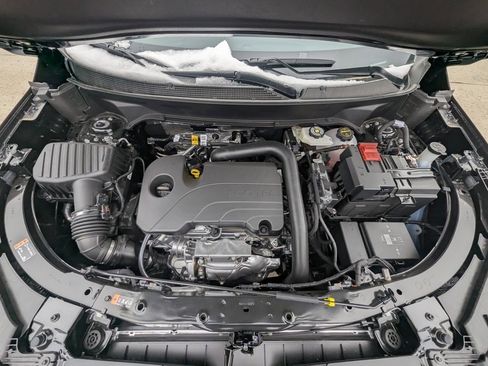 New 2026 Chevrolet Equinox RS w/ LPO, Floor Liner Package image 11